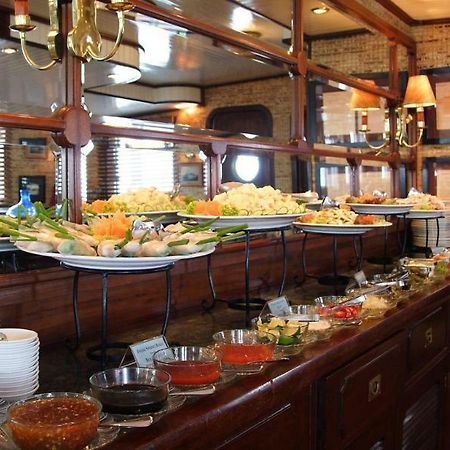 Emeraude Classic Cruises Hotell Ha Long Exteriör bild