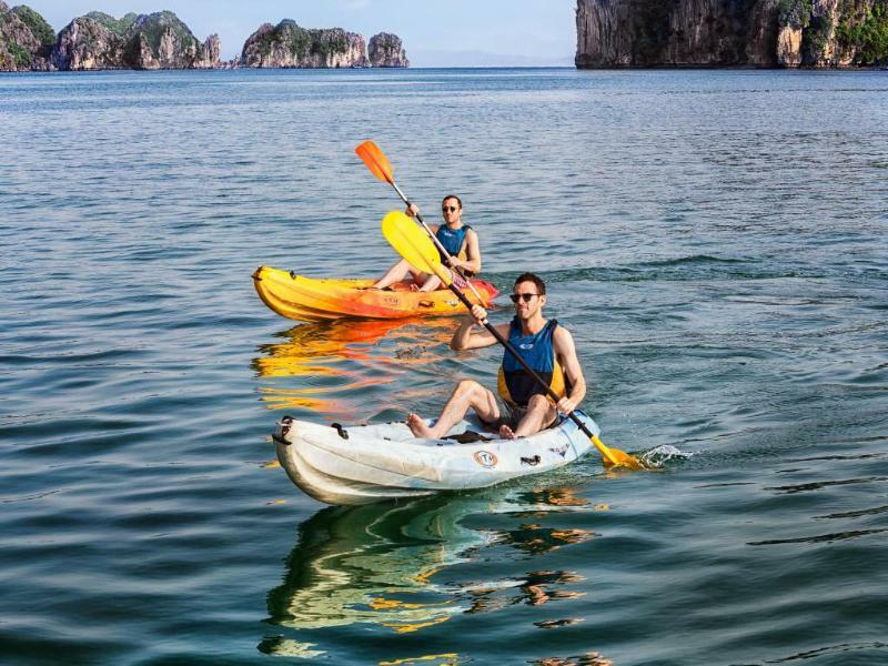 Emeraude Classic Cruises Hotell Ha Long Exteriör bild