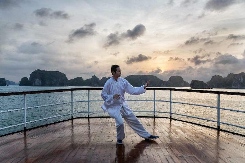 Emeraude Classic Cruises Hotell Ha Long Exteriör bild