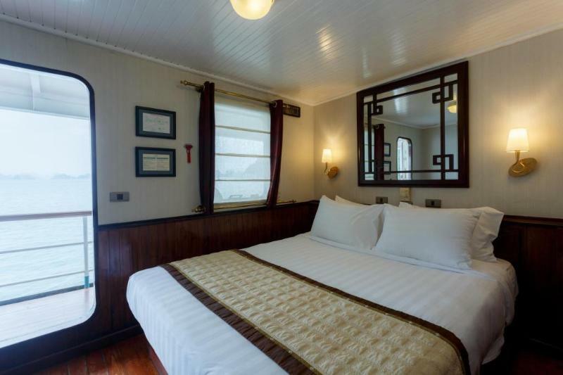 Emeraude Classic Cruises Hotell Ha Long Exteriör bild